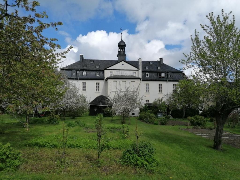 Ruestzeitenheim Sonnenschein Saalburg Bagian luar foto